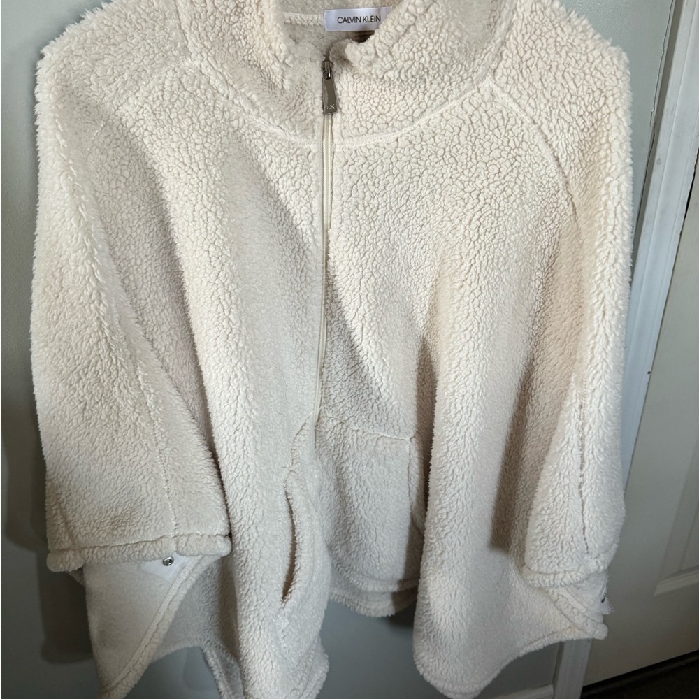 Calvin Klein poncho sz L